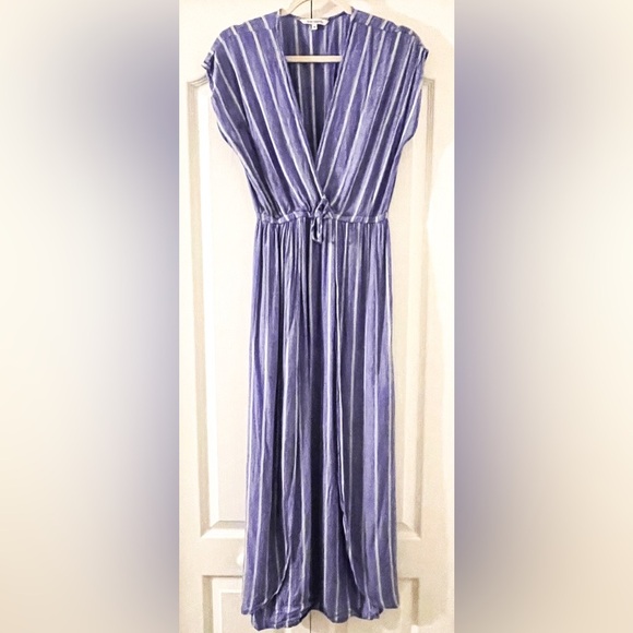 Blue Island white Striped Dress size medium NWOT - Picture 3 of 7